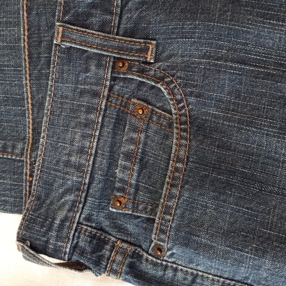 levi's strauss & co - Picture 5 of 9